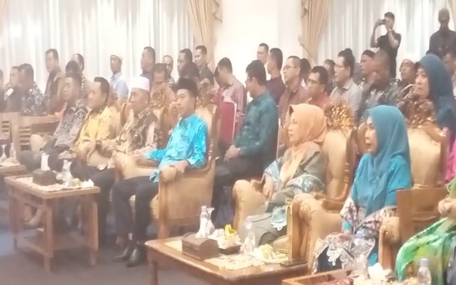 Bupati Pasbar Sampaikan