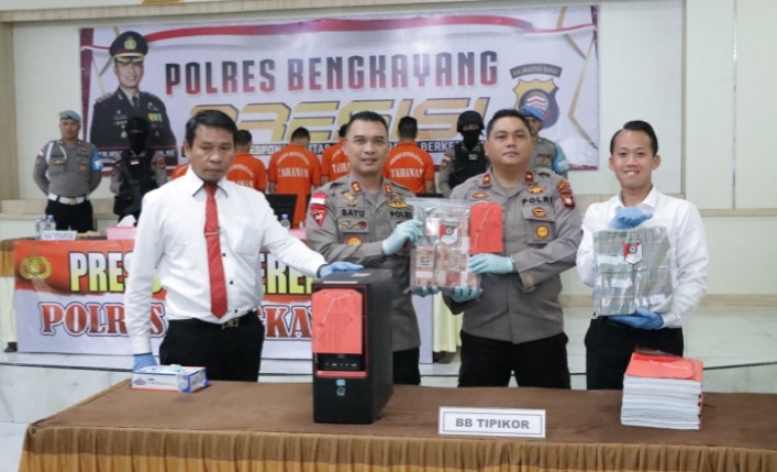 Korupsi Rp1,6 Miliar, Mantan Kepala BPKAD Kabupaten Bengkayang ...