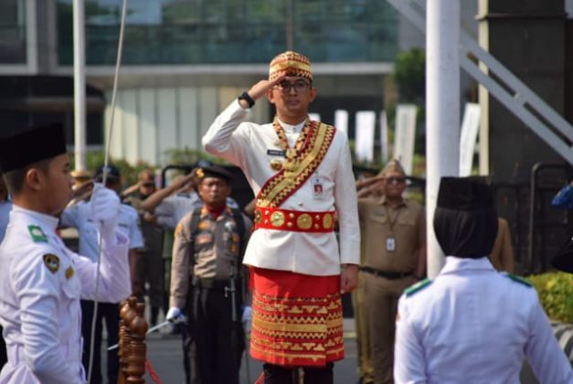 Pj Bupati Banyumas: Mengenakan Pakaian Adat Diacara Sumpah Pemuda