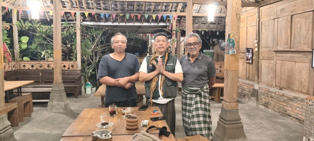 Mencintai